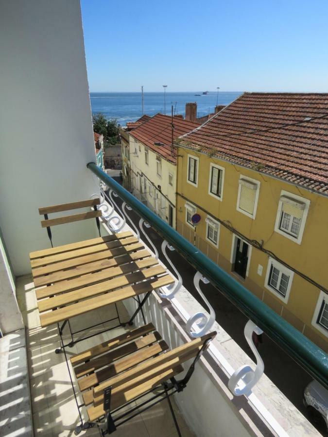 TEJO HOUSE RIVER Lisbon (Cacilhas) Almada Exterior foto