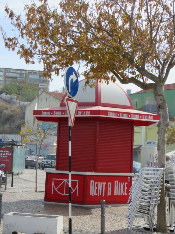 TEJO HOUSE RIVER Lisbon (Cacilhas) Almada Exterior foto