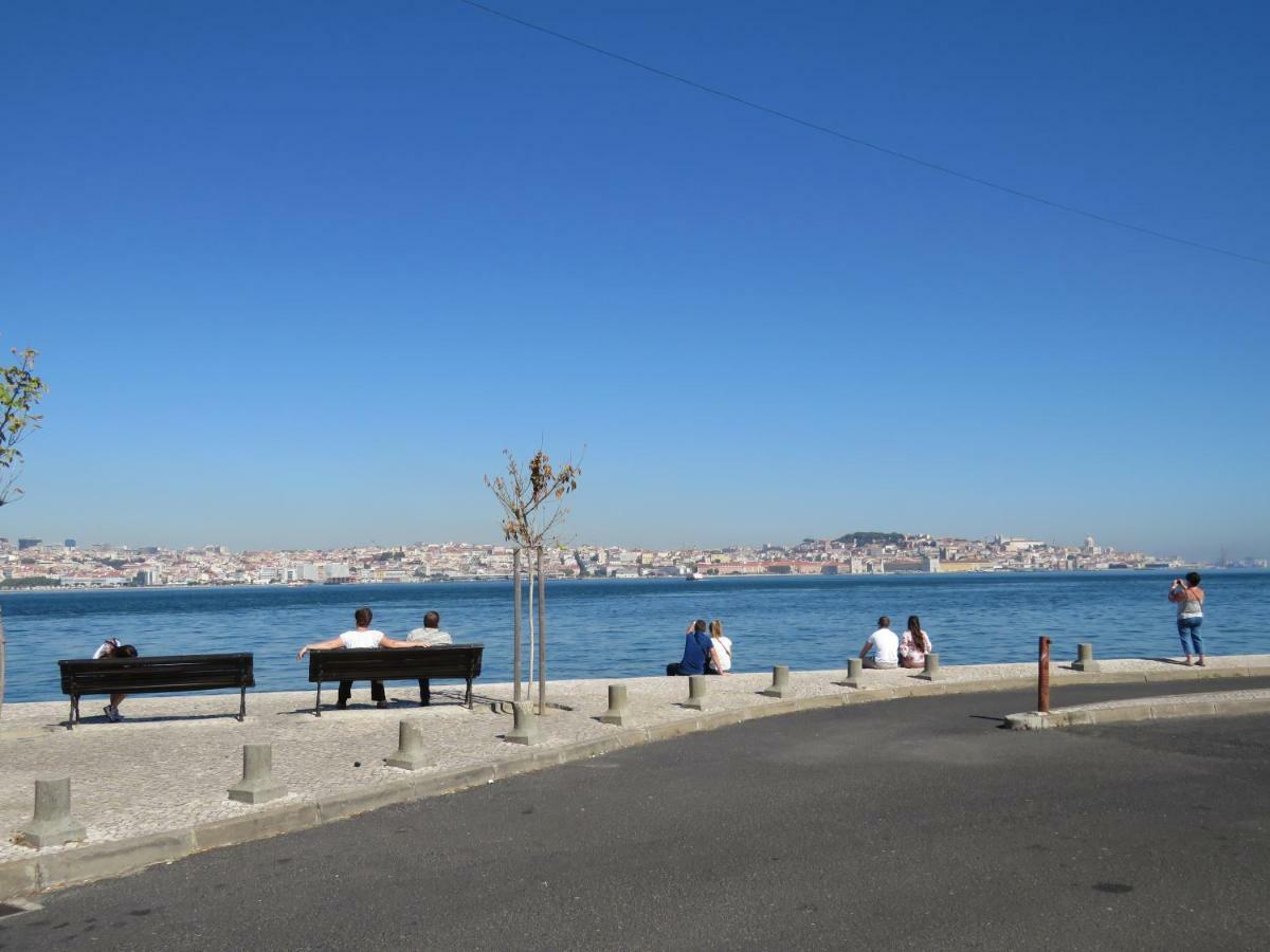 TEJO HOUSE RIVER Lisbon (Cacilhas) Almada Exterior foto